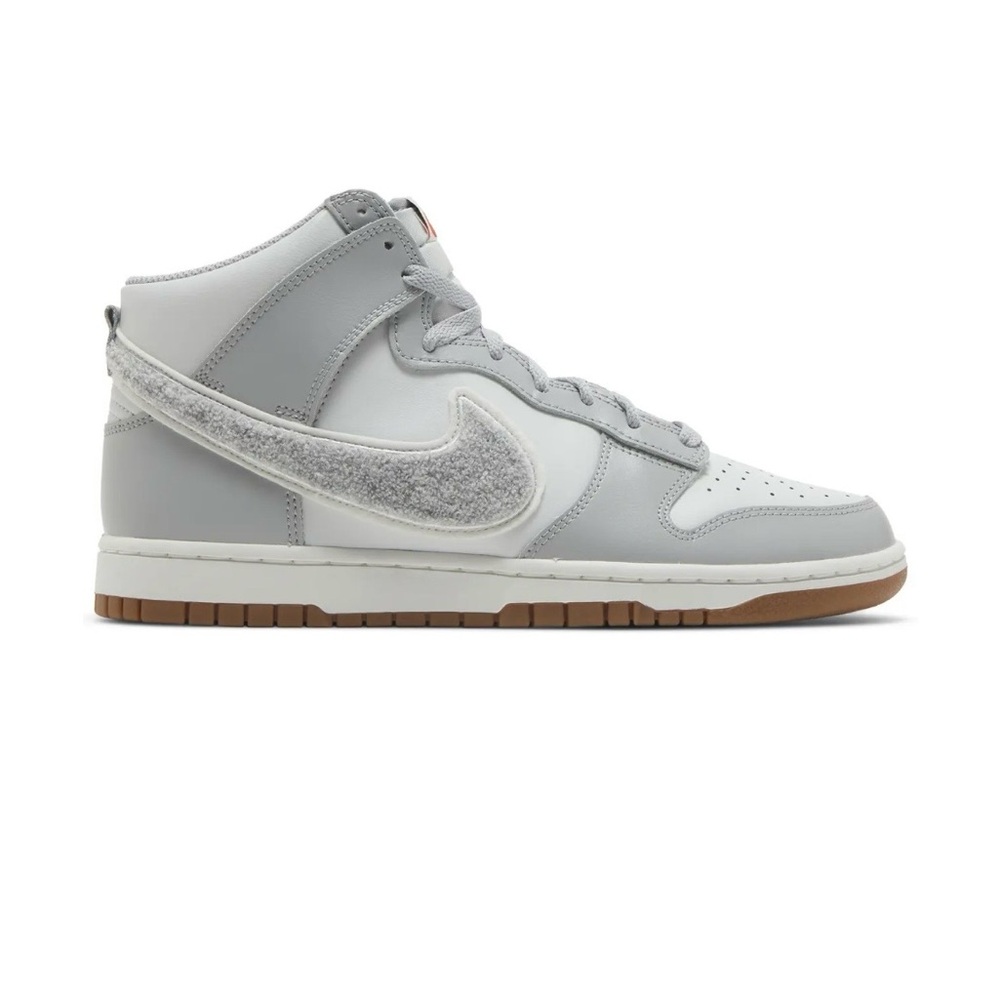 Nike Dunk High 'Chenille Swoosh - Light Smoke Grey'